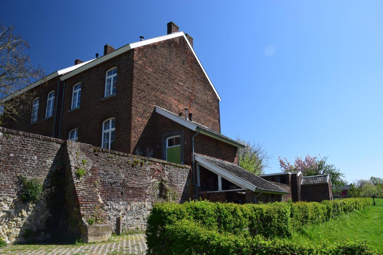 Mille Fleurs - Apartments Voeren Exterior foto